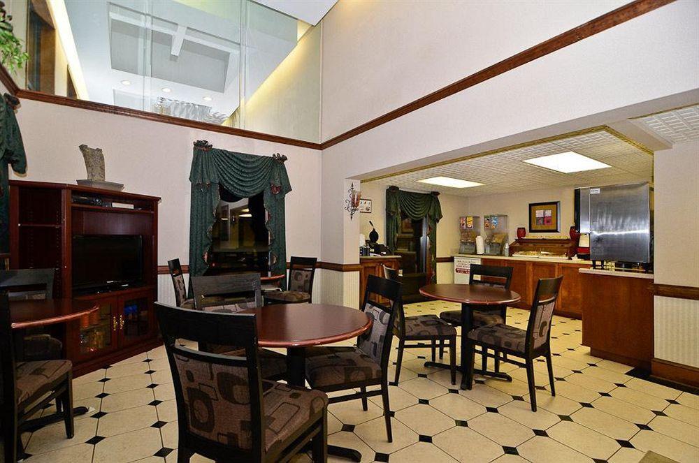 Quality Inn & Suites Atlanta Stone Mountain Restoran fotoğraf