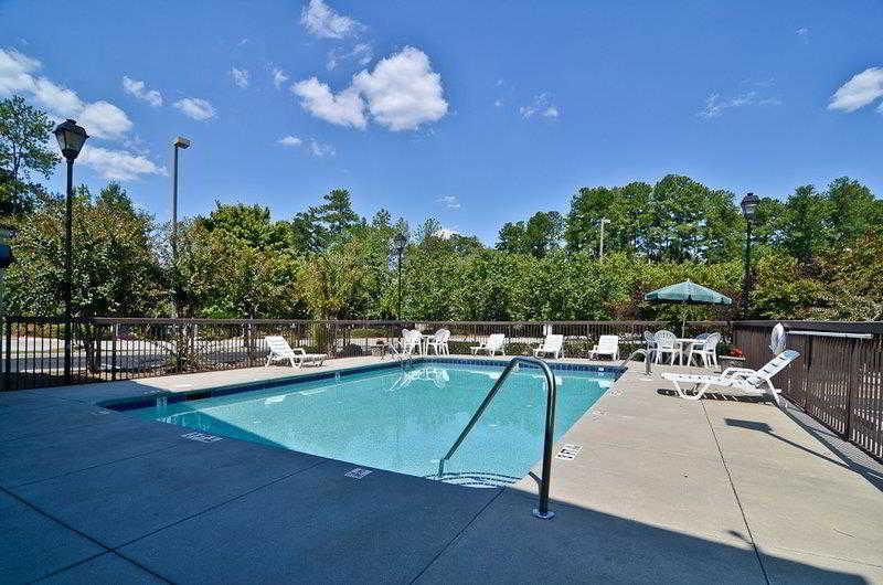 Quality Inn & Suites Atlanta Stone Mountain Dış mekan fotoğraf
