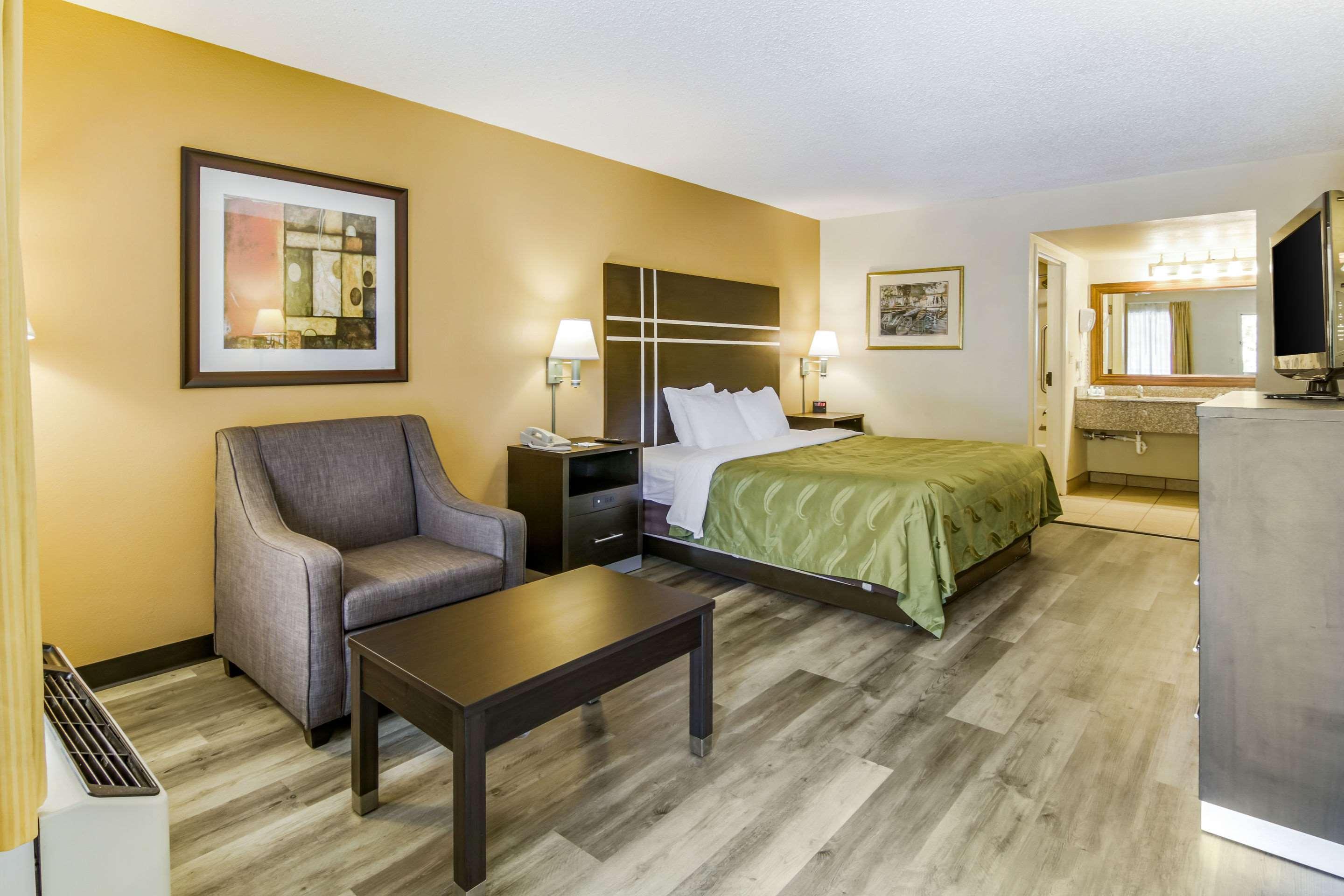 Quality Inn & Suites Atlanta Stone Mountain Dış mekan fotoğraf