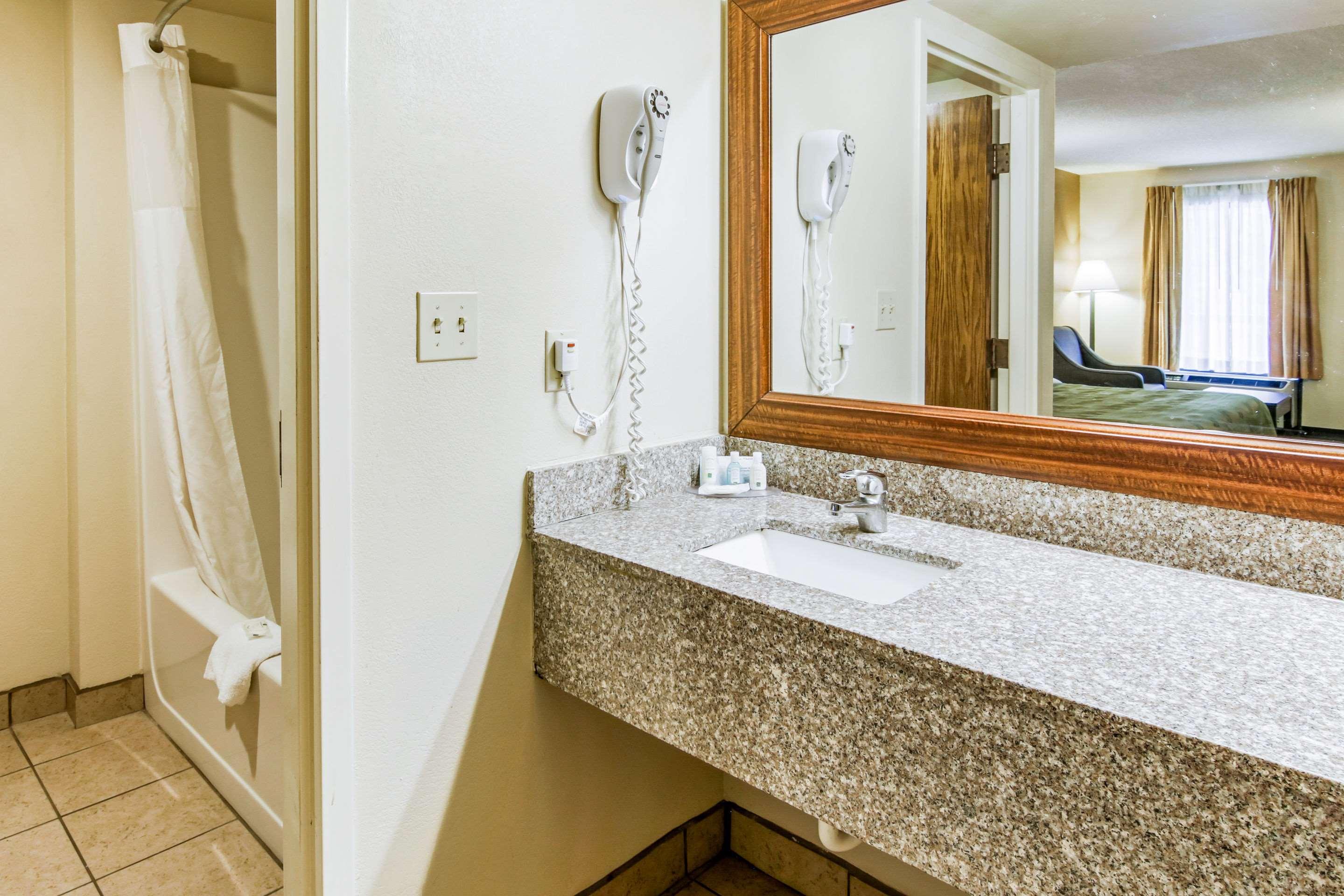 Quality Inn & Suites Atlanta Stone Mountain Dış mekan fotoğraf
