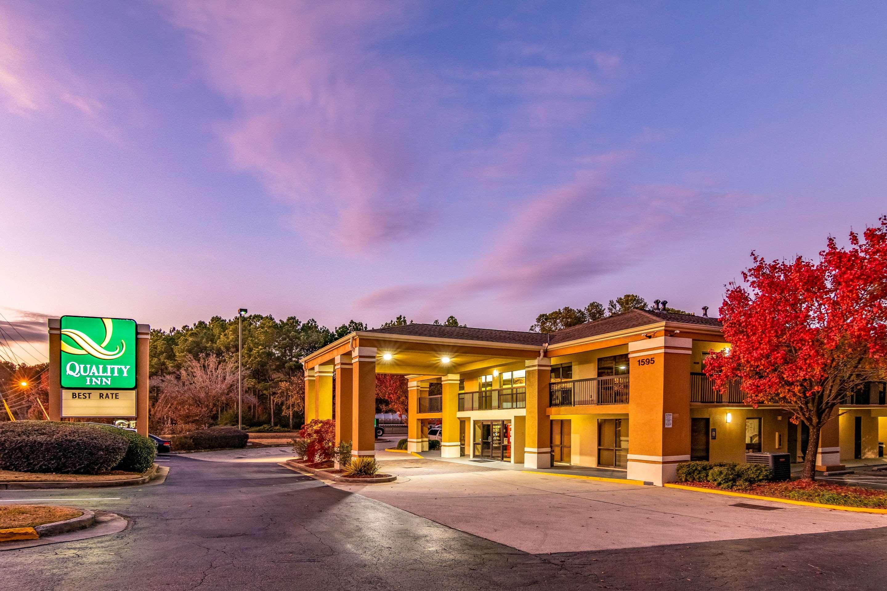 Quality Inn & Suites Atlanta Stone Mountain Dış mekan fotoğraf