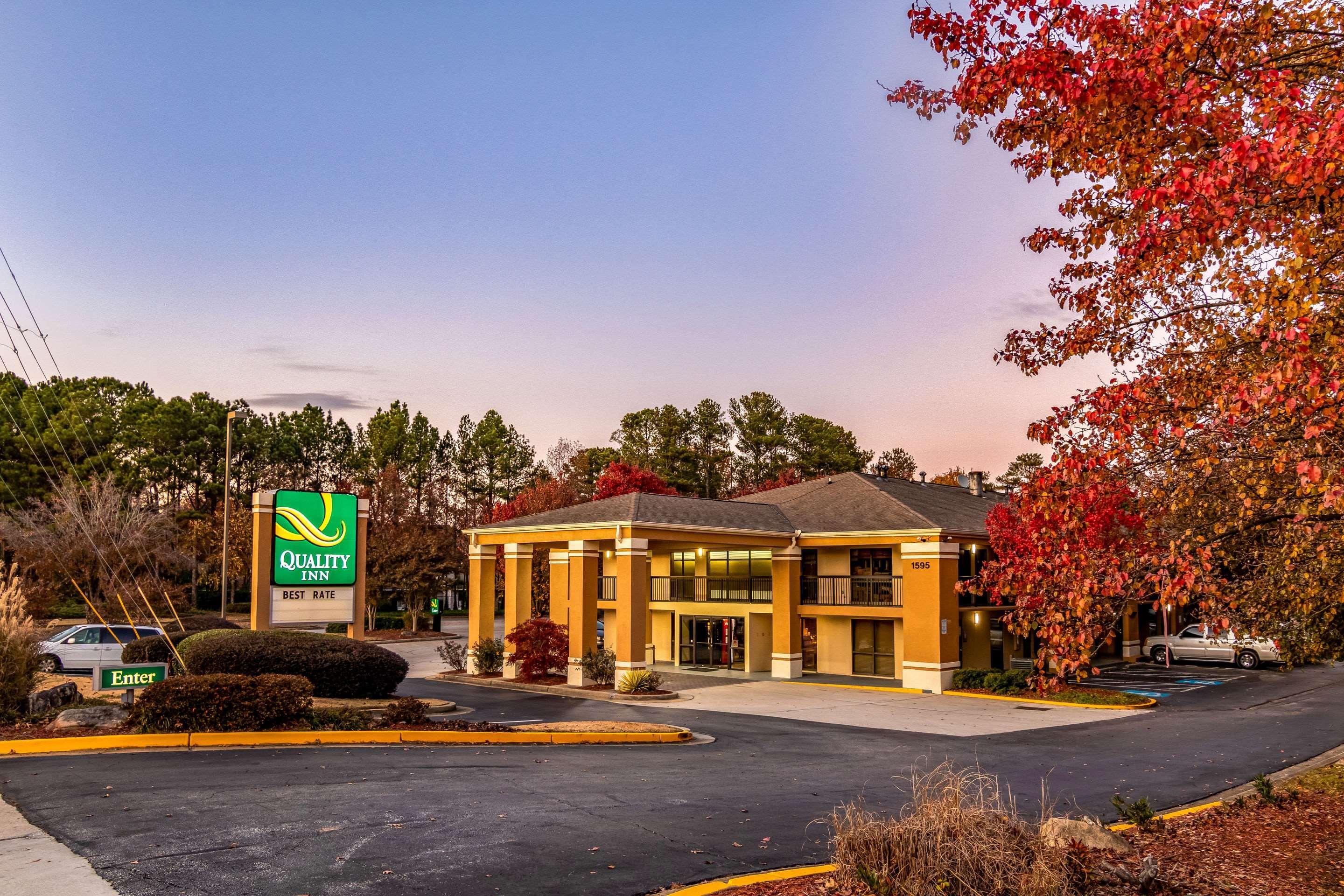 Quality Inn & Suites Atlanta Stone Mountain Dış mekan fotoğraf